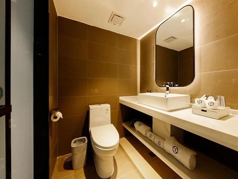 Lanou Hotel Xuchang Caowei Ancient City 3*,  China